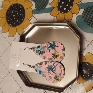 Leather tear drop earrings